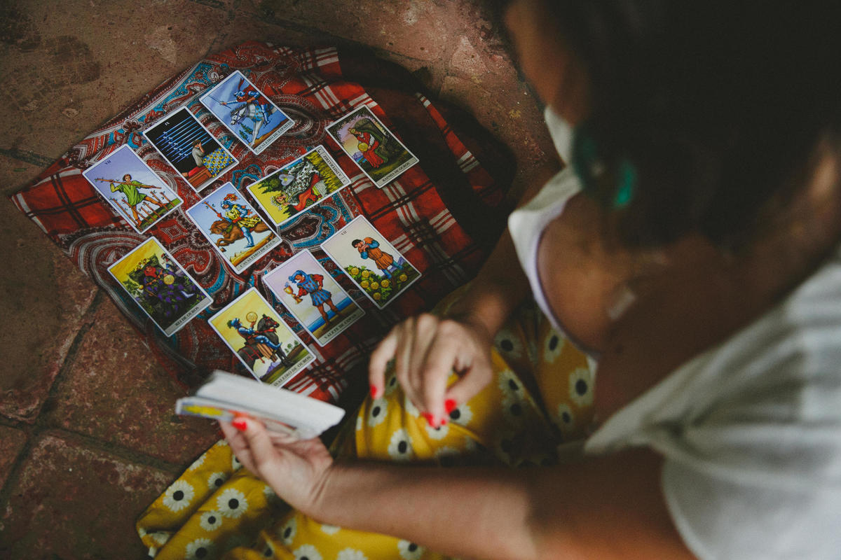 fotografia afetiva, aline lelles, fotografo de ensaio, ensaio de empoderamento feminino, fotografa de ensaio feminino, ensaio feminino, sagrado feminino, cura feminina, ginecologia natura, autoestima da mulher