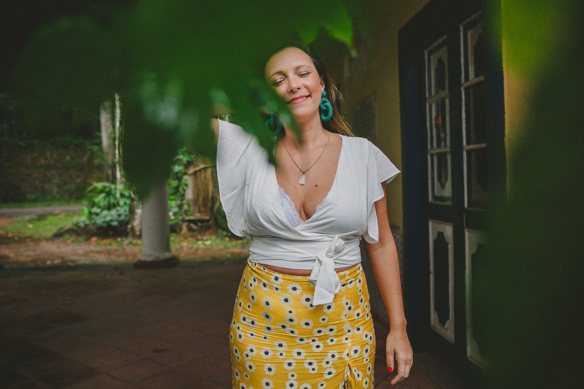 fotografia do sagrado feminino, fotografo de ensaio de empoderamento feminino, fotografia afetiva, fotografa de ensaios, de mulher pra mulher, mulheres que correm com os lobos, mulher sagrada