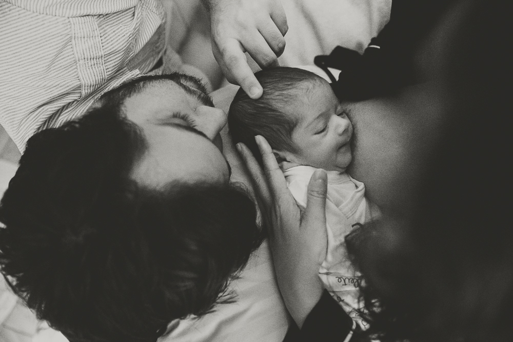 Fotografa especializada em bebes no rio de janeiro, Fotografia Lifestyle, Acompanhamento de Bebês, Natural Newborn,  Fotógrafo de Família , Aline Lelles