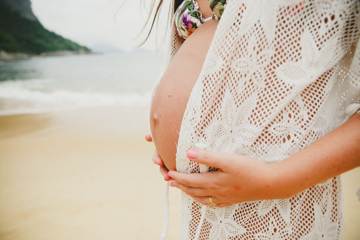 fotografia afetiva, de familia, canal gnt, aline lelles, rio de janeiro, ensaio na praia vermelha, ensaio de gravida, ensaio na praia, ensaio de casal, programa boas vindas, a cumplicidade entre os casais, a fé em Deus, casais que oram juntos