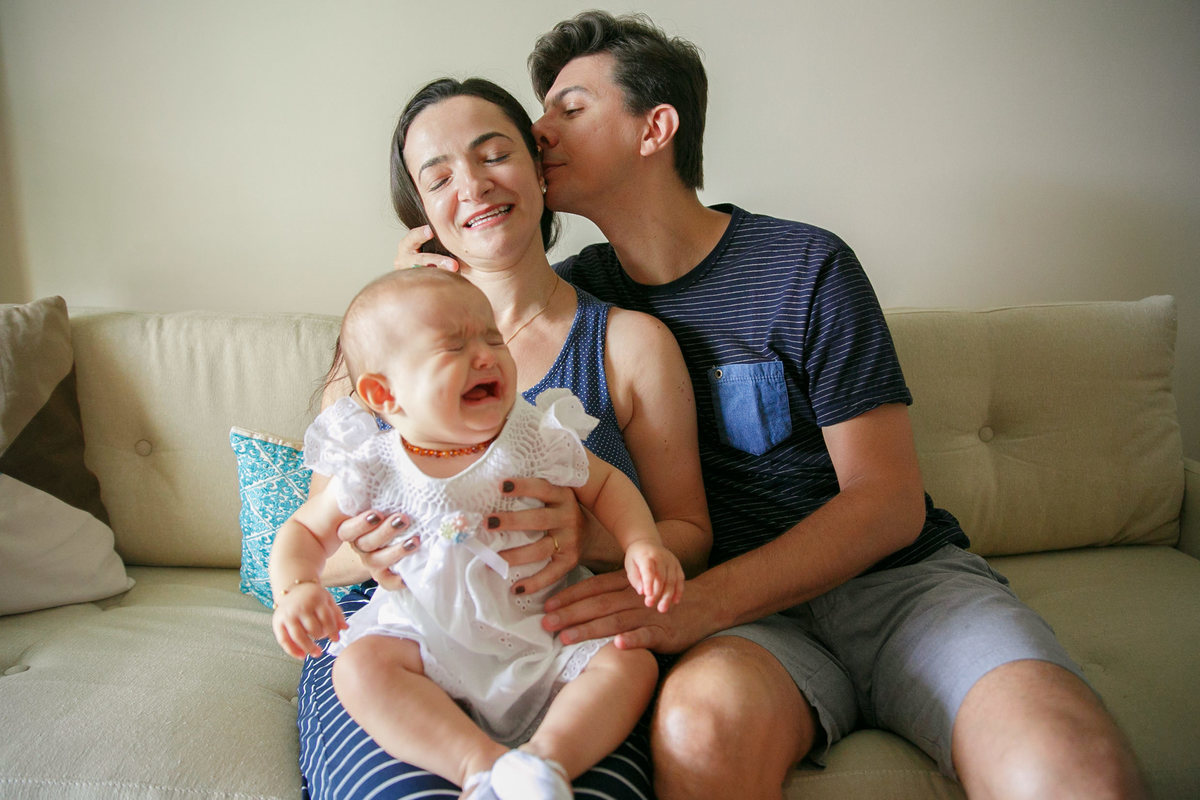 natural newborn, acompanhamento de bebe, fotografia de familia, fotografo de familia rj, fotografia de familia rj, fotografia afetiva aline lelles, album de familia, album de fotografia impresso, curso de fotografia, ensaio fotografico de familia em casa