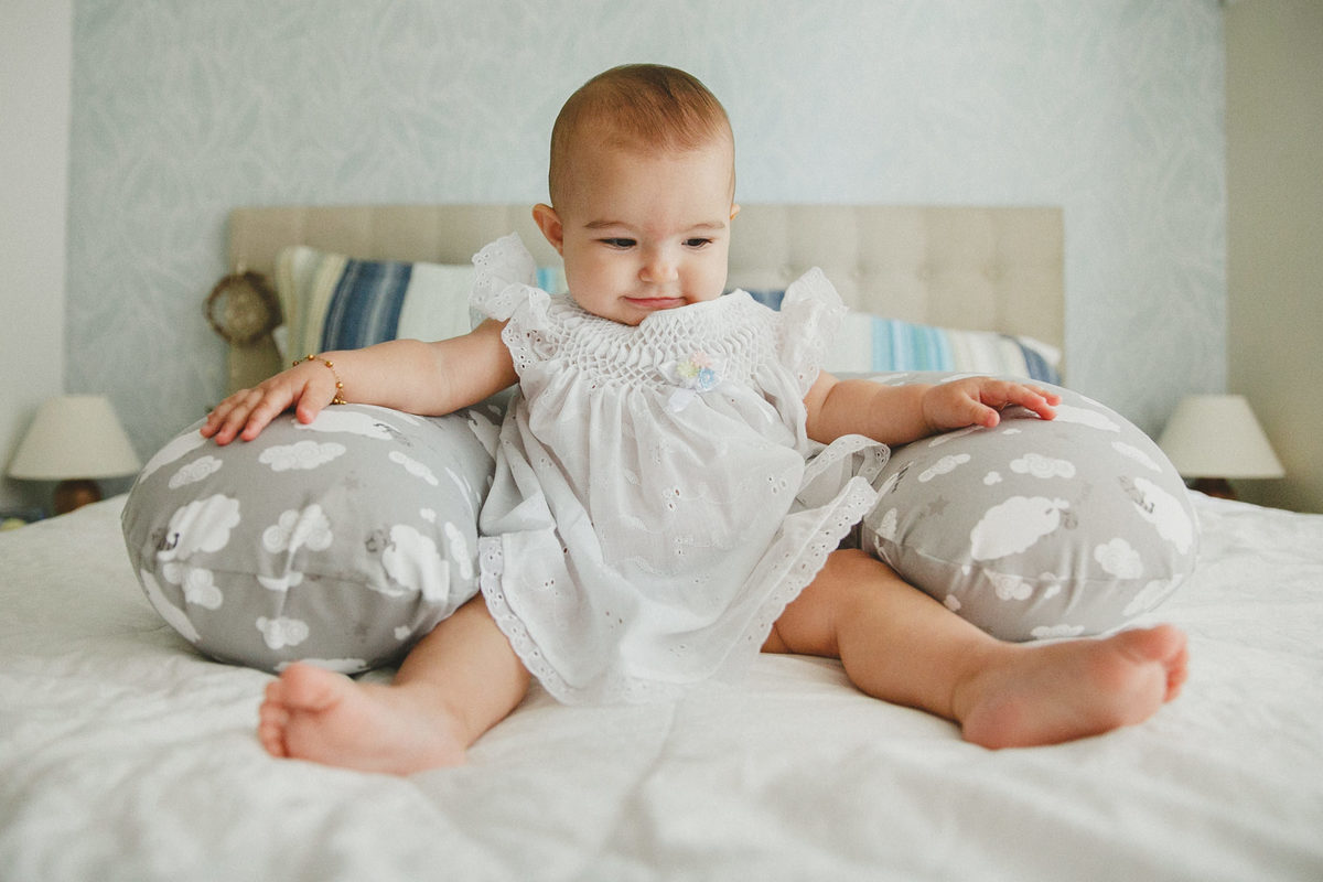 acompanhamento de bebe, natural newborn, fotografia de familia rj, fotografo de familia rj, fotografia de familia, fotografia afetiva aline lelles, fotos de familia em casa, programa boas vindas do canal gnt, album de fotografias