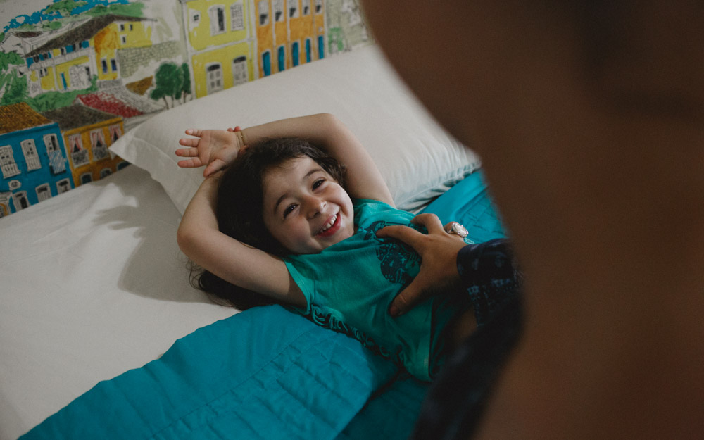 Fotografia de Casamento, miniwedding, casando na raia, com luz do dia, making of, Camila e Bruno