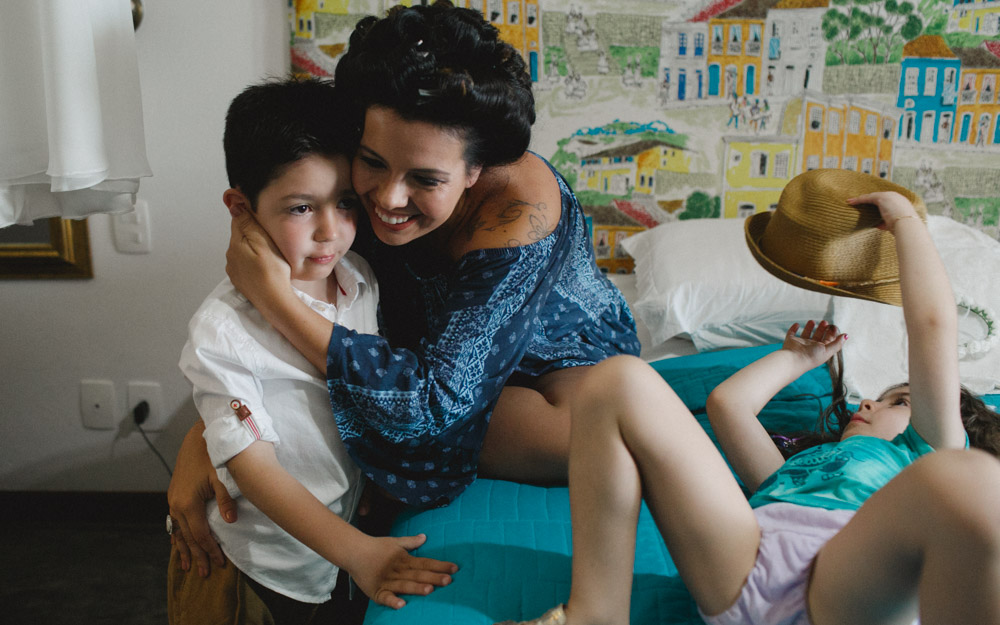 Fotografia de Casamento, miniwedding, casando na raia, com luz do dia, making of, Camila e Bruno