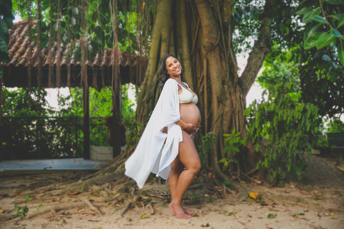 fotografia afetiva, de familia, gestante, de acompanhamento de bebe, rio de janeiro, ensaio em santa teresa, ensaio de gravida, ensaio na floresta ensaio de casal, fotografia de cinema, a cumplicidade entre os casais, cotidiano poesia