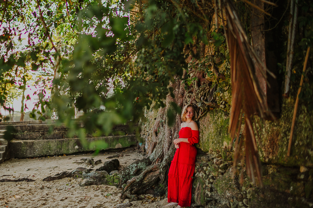 fotografia afetiva, aline lelles, fotografo de ensaio, ensaio de empoderamento feminino, fotografa de ensaio feminino, ensaio feminino, sagrado feminino, cura feminina, ginecologia natural, autoestima da mulher, praia vermelha