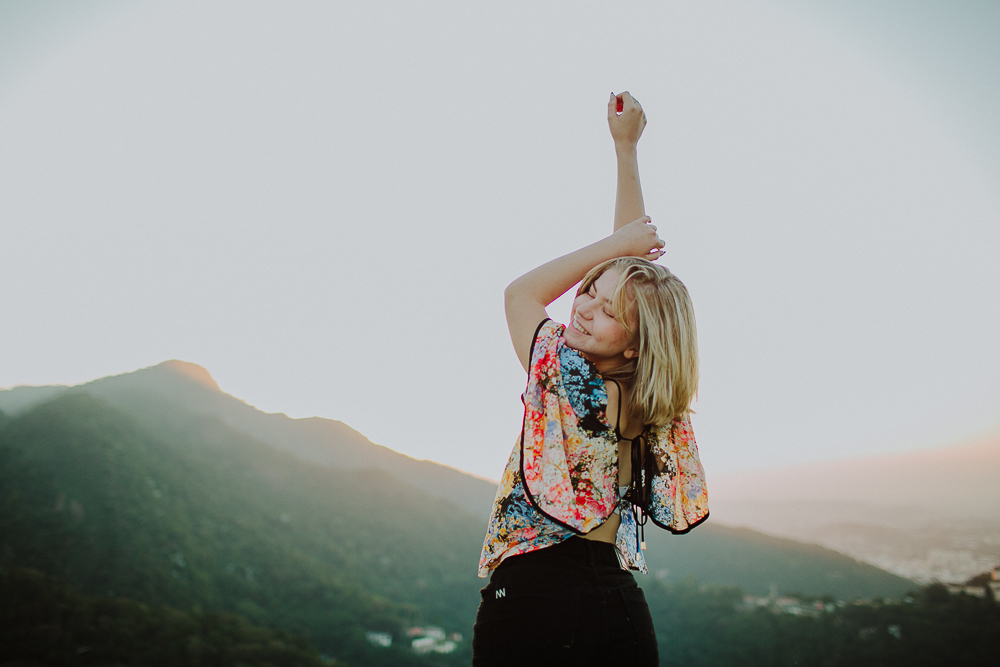 fotografia afetiva, aline lelles, fotografo de ensaio, ensaio de empoderamento feminino, fotografa de ensaio feminino, ensaio feminino, sagrado feminino, cura feminina, ginecologia natural, autoestima da mulher, mirante dona marta, fé em Deus