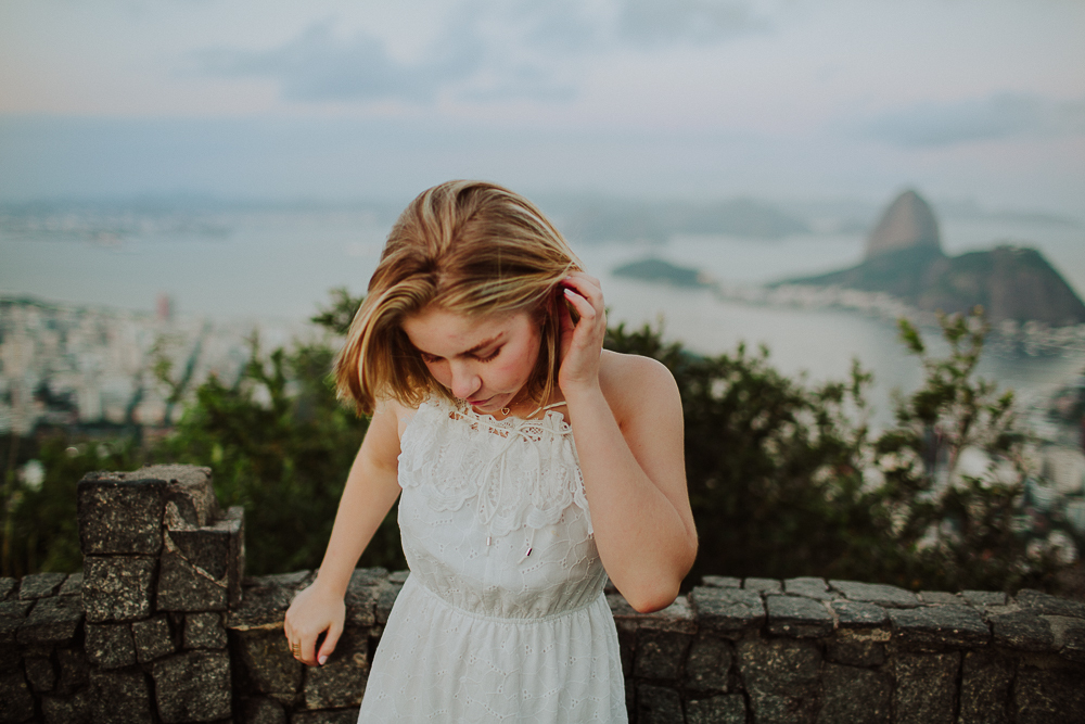 fotografia afetiva, aline lelles, fotografo de ensaio, ensaio de empoderamento feminino, fotografa de ensaio feminino, ensaio feminino, sagrado feminino, cura feminina, bondinho pao de acucar, autoestima da mulher, mirante dona marta, fé em Deus