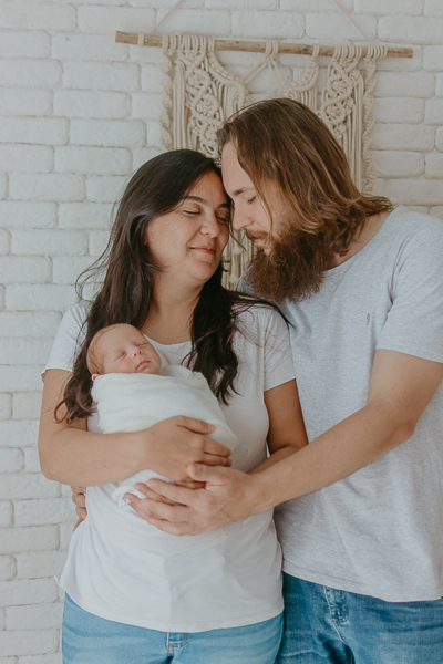  sessao newborn; newborn; campo grande; baby boy; fotos fran duailibi; mae de menina; pai de menina; newborn girl; mudo rosa; ensaio newborn; fotos de recem nascido campo grande; fotografo em campo grande; fotos de bebe; bebe com mamae; bebe com familia