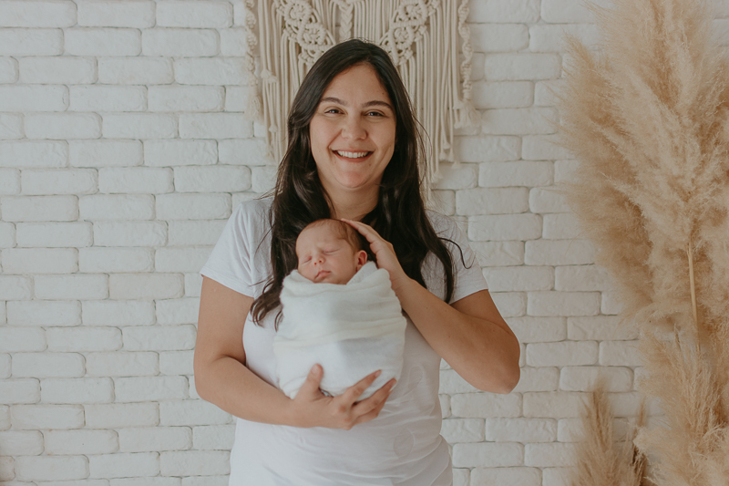  sessao newborn; newborn; campo grande; baby boy; fotos fran duailibi; mae de menina; pai de menina; newborn girl; mudo rosa; ensaio newborn; fotos de recem nascido campo grande; fotografo em campo grande; fotos de bebe; bebe com mamae; bebe com familia