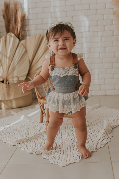 franciele duailibi photography; 
fotografia de família ; fotos de família ; ensaio de bebe ; ensaio smash the cake; ensaio smash the cake em campo grande; ensaio de bebe; fotografa em campo grande; ensaio estudio 1 ano; campo grande; smash the fruit