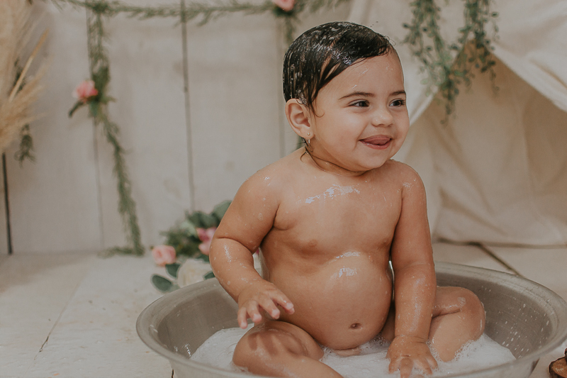 franciele duailibi photography; 
fotografia de família ; fotos de família ; ensaio de bebe ; ensaio smash the cake; ensaio smash the cake em campo grande; ensaio de bebe; fotografa em campo grande; ensaio estudio 1 ano; campo grande; smash the fruit