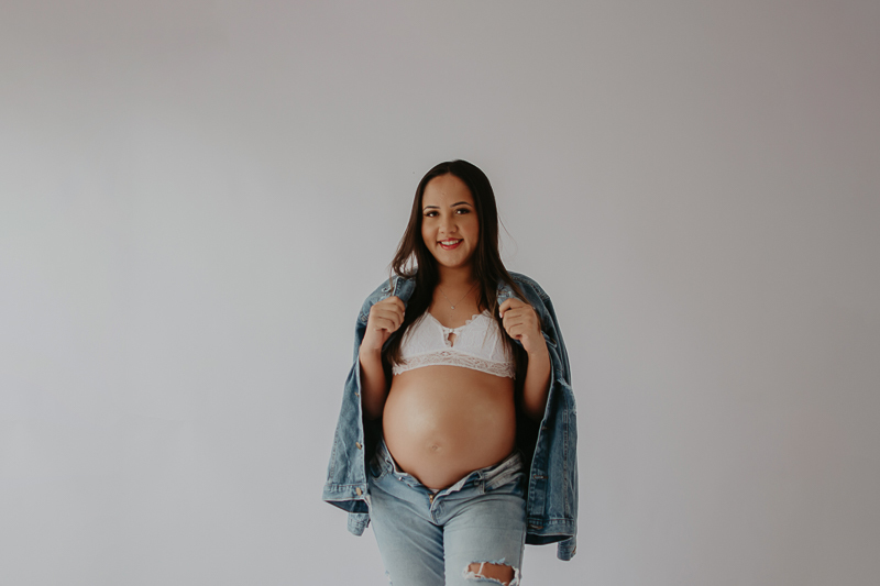 ensaio de gestante; fotos de gravida estudio flores; esestudio de fotos em campo grande; fotos fran duailibi; fotografa campo grande; fotografo de gestante; ensaio gravida; ensaio criativo gestante; fotos de gravida; gestante nu