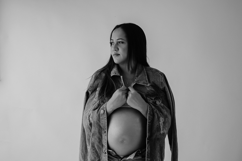 ensaio de gestante; fotos de gravida estudio flores; esestudio de fotos em campo grande; fotos fran duailibi; fotografa campo grande; fotografo de gestante; ensaio gravida; ensaio criativo gestante; fotos de gravida; gestante nu