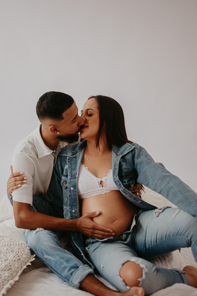 ensaio de gestante; fotos de gravida estudio flores; esestudio de fotos em campo grande; fotos fran duailibi; fotografa campo grande; fotografo de gestante; ensaio gravida; ensaio criativo gestante; fotos de gravida; gestante nu