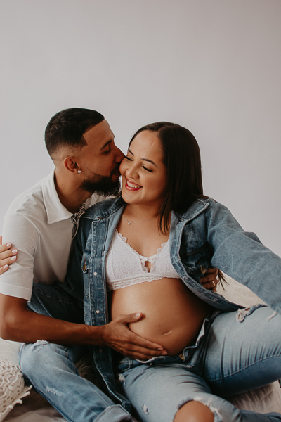 ensaio de gestante; fotos de gravida estudio flores; esestudio de fotos em campo grande; fotos fran duailibi; fotografa campo grande; fotografo de gestante; ensaio gravida; ensaio criativo gestante; fotos de gravida; gestante nu