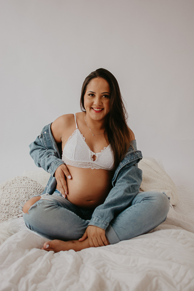 ensaio de gestante; fotos de gravida estudio flores; esestudio de fotos em campo grande; fotos fran duailibi; fotografa campo grande; fotografo de gestante; ensaio gravida; ensaio criativo gestante; fotos de gravida; gestante nu