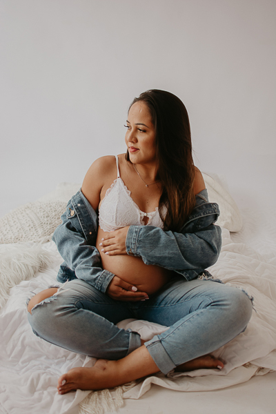 ensaio de gestante; fotos de gravida estudio flores; esestudio de fotos em campo grande; fotos fran duailibi; fotografa campo grande; fotografo de gestante; ensaio gravida; ensaio criativo gestante; fotos de gravida; gestante nu