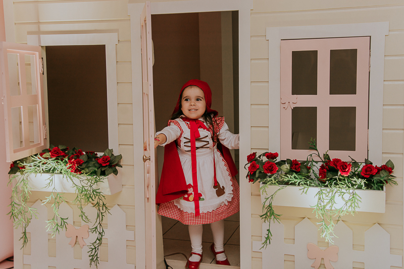 franciele duailibi photography; fotografo de festa infantil campo grande; campo grande; decoração de festa; buffet infantil campo grande; fotografa de criança; fotos de aniversario; fotografo de festa cg; festa chapeuzinho vermelho decoração