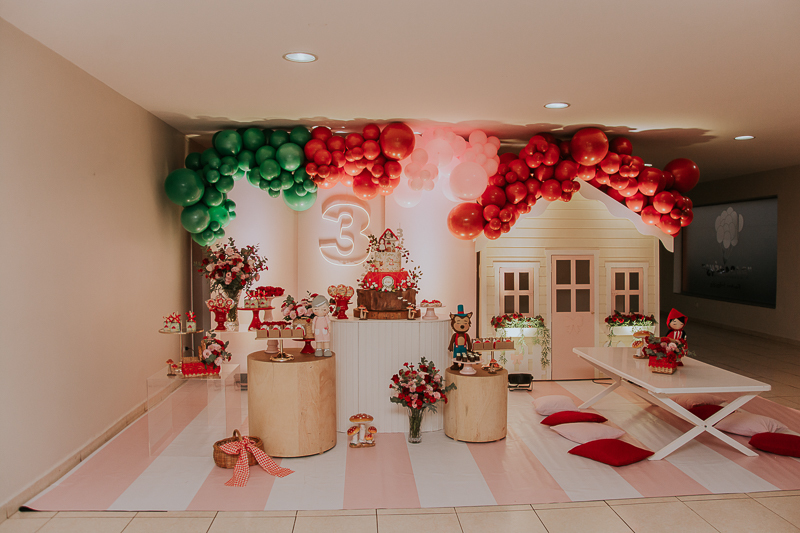 franciele duailibi photography; fotografo de festa infantil campo grande; campo grande; decoração de festa; buffet infantil campo grande; fotografa de criança; fotos de aniversario; fotografo de festa cg; festa chapeuzinho vermelho decoração