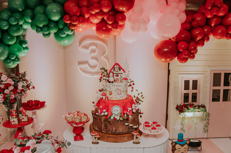 franciele duailibi photography; fotografo de festa infantil campo grande; campo grande; decoração de festa; buffet infantil campo grande; fotografa de criança; fotos de aniversario; fotografo de festa cg; festa chapeuzinho vermelho decoração