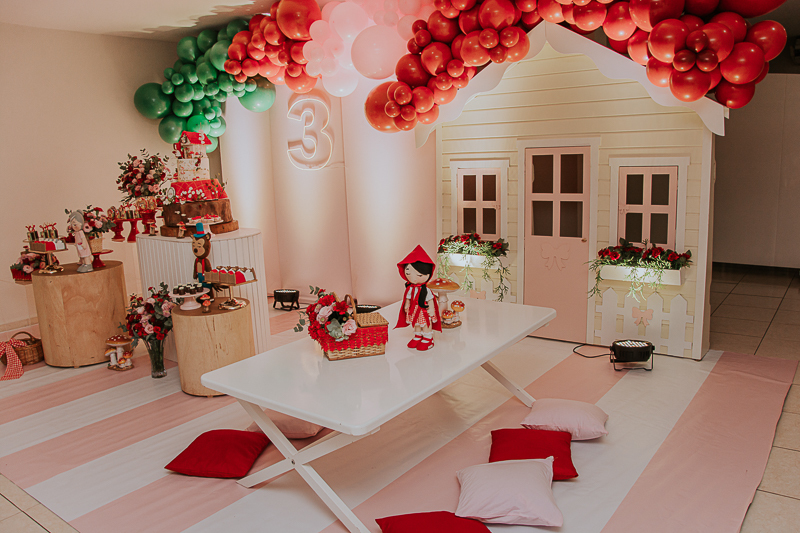 franciele duailibi photography; fotografo de festa infantil campo grande; campo grande; decoração de festa; buffet infantil campo grande; fotografa de criança; fotos de aniversario; fotografo de festa cg; festa chapeuzinho vermelho decoração