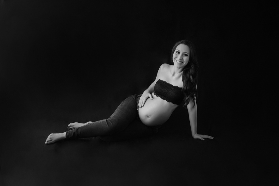 ensaio de gestante; fotos de gravida estudio ; estudio de fotos em campo grande; fotos fran duailibi; fotografa campo grande; fotografo de gestante; ensaio gravida; ensaio criativo gestante; fotos de gravida; gestante nu; maternidade candido mariano