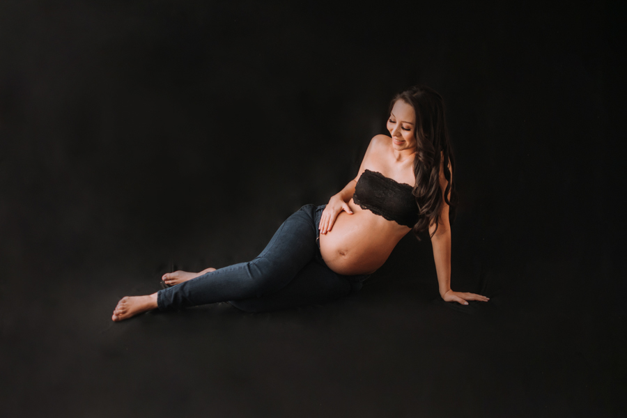 ensaio de gestante; fotos de gravida estudio ; estudio de fotos em campo grande; fotos fran duailibi; fotografa campo grande; fotografo de gestante; ensaio gravida; ensaio criativo gestante; fotos de gravida; gestante nu; maternidade candido mariano