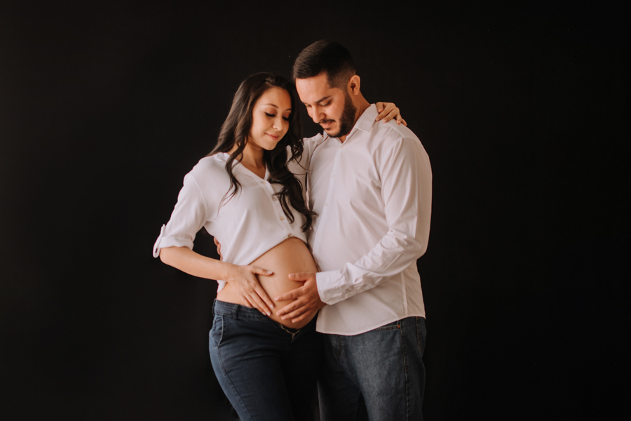 ensaio de gestante; fotos de gravida estudio ; estudio de fotos em campo grande; fotos fran duailibi; fotografa campo grande; fotografo de gestante; ensaio gravida; ensaio criativo gestante; fotos de gravida; gestante nu; maternidade candido mariano