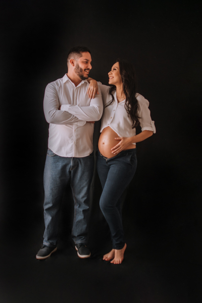 ensaio de gestante; fotos de gravida estudio ; estudio de fotos em campo grande; fotos fran duailibi; fotografa campo grande; fotografo de gestante; ensaio gravida; ensaio criativo gestante; fotos de gravida; gestante nu; maternidade candido mariano