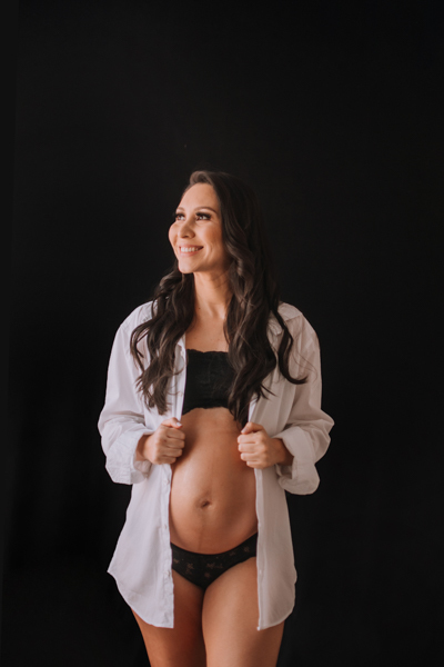 ensaio de gestante; fotos de gravida estudio ; estudio de fotos em campo grande; fotos fran duailibi; fotografa campo grande; fotografo de gestante; ensaio gravida; ensaio criativo gestante; fotos de gravida; gestante nu; maternidade candido mariano