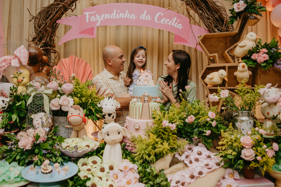 franciele duailibi photography; fotografia de festa infantil; festa infantil campo grande; campo grande; fotografia; decoração fazendinha ; buffet infantil campo grande; fotografa de criança; fotos de aniversario; buffet infantil galize aventura