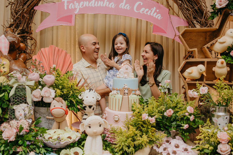 franciele duailibi photography; fotografia de festa infantil; festa infantil campo grande; campo grande; fotografia; decoração fazendinha ; buffet infantil campo grande; fotografa de criança; fotos de aniversario; buffet infantil galize aventura