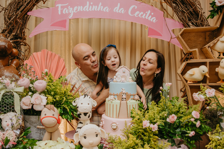 franciele duailibi photography; fotografia de festa infantil; festa infantil campo grande; campo grande; fotografia; decoração fazendinha ; buffet infantil campo grande; fotografa de criança; fotos de aniversario; buffet infantil galize aventura