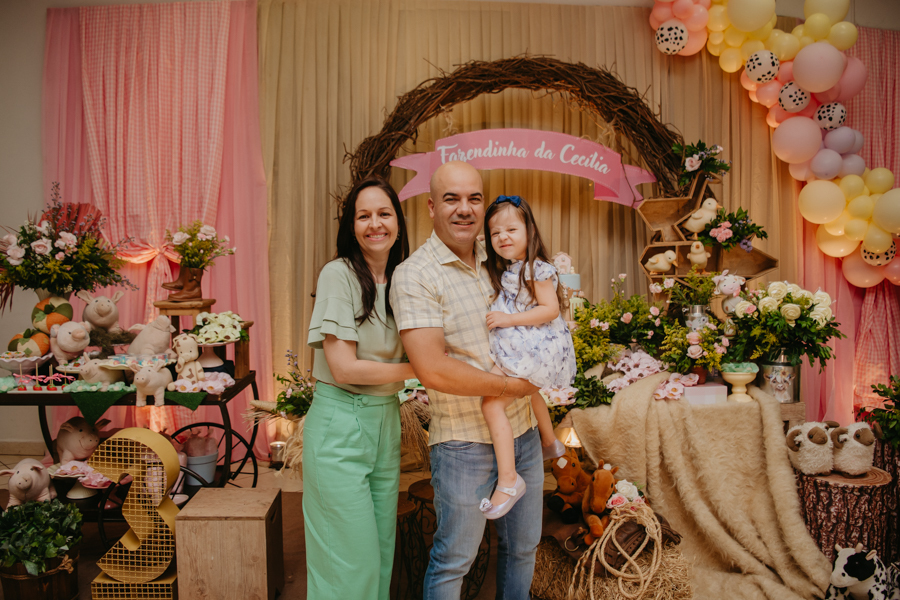 franciele duailibi photography; fotografia de festa infantil; festa infantil campo grande; campo grande; fotografia; decoração fazendinha ; buffet infantil campo grande; fotografa de criança; fotos de aniversario; buffet infantil galize aventura