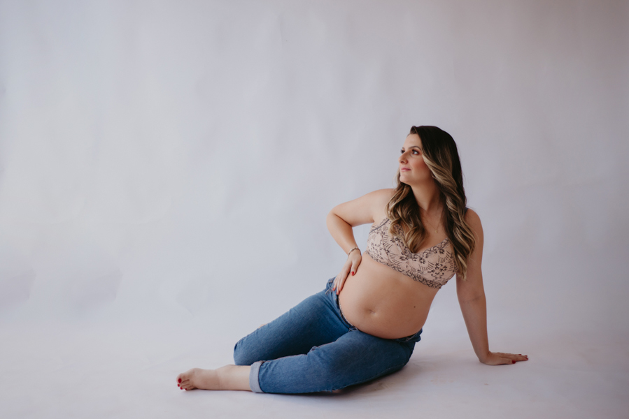 ensaio de gestante; fotos de gravida estudio ; estudio de fotos em campo grande; fotos fran duailibi; fotografa campo grande; fotografo de gestante; ensaio gravida; ensaio criativo gestante; fotos de gravida; gestante nu; maternidade candido mariano