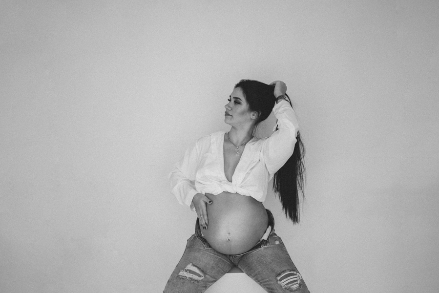 ensaio de gestante; fotos de gravida estudio ; estudio de fotos em campo grande; fotos fran duailibi; fotografa campo grande; fotografo de gestante; ensaio gravida; ensaio criativo gestante; fotos de gravida; gestante nu; maternidade candido mariano