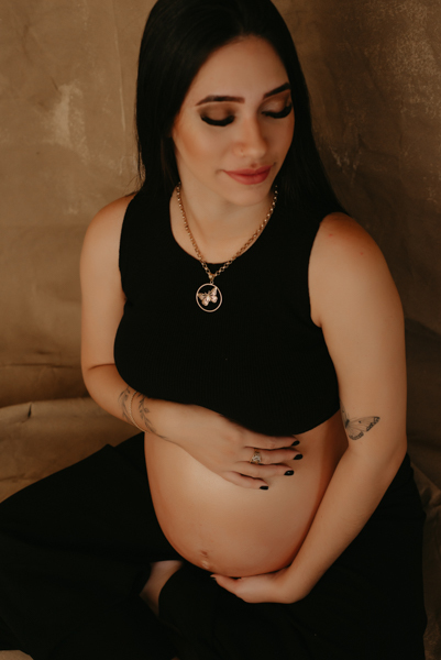 ensaio de gestante; fotos de gravida estudio ; estudio de fotos em campo grande; fotos fran duailibi; fotografa campo grande; fotografo de gestante; ensaio gravida; ensaio criativo gestante; fotos de gravida; gestante nu; maternidade candido mariano