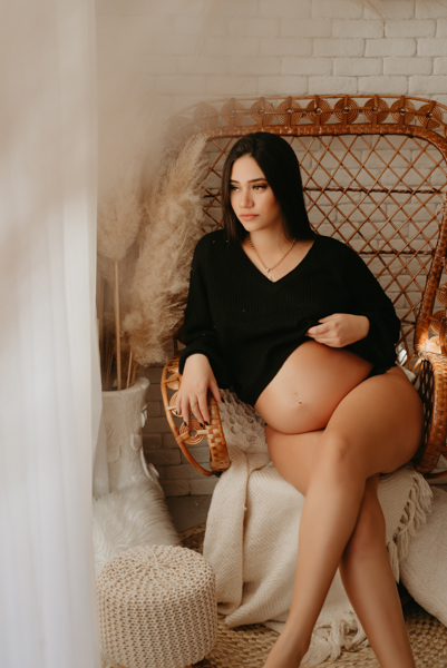 ensaio de gestante; fotos de gravida estudio ; estudio de fotos em campo grande; fotos fran duailibi; fotografa campo grande; fotografo de gestante; ensaio gravida; ensaio criativo gestante; fotos de gravida; gestante nu; maternidade candido mariano