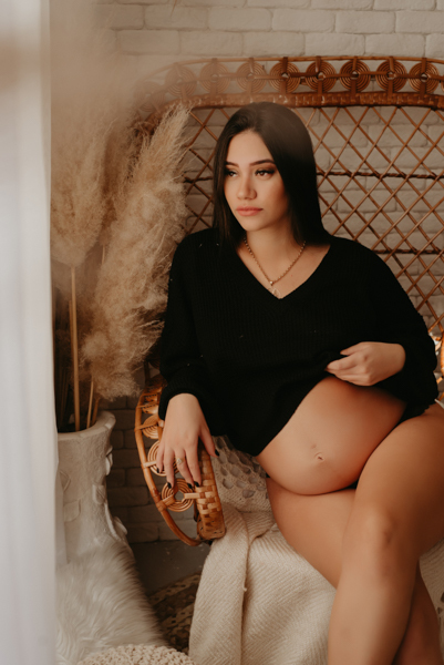 ensaio de gestante; fotos de gravida estudio ; estudio de fotos em campo grande; fotos fran duailibi; fotografa campo grande; fotografo de gestante; ensaio gravida; ensaio criativo gestante; fotos de gravida; gestante nu; maternidade candido mariano