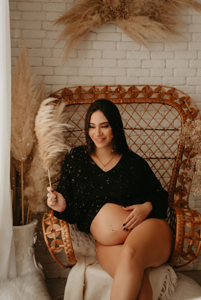 ensaio de gestante; fotos de gravida estudio ; estudio de fotos em campo grande; fotos fran duailibi; fotografa campo grande; fotografo de gestante; ensaio gravida; ensaio criativo gestante; fotos de gravida; gestante nu; maternidade candido mariano