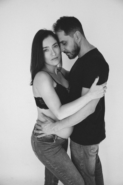 ensaio de gestante; fotos de gravida estudio ; estudio de fotos em campo grande; fotos fran duailibi; fotografa campo grande; fotografo de gestante; ensaio gravida; ensaio criativo gestante; fotos de gravida; gestante nu; maternidade candido mariano