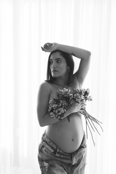 ensaio de gestante; fotos de gravida estudio ; estudio de fotos em campo grande; fotos fran duailibi; fotografa campo grande; fotografo de gestante; ensaio gravida; ensaio criativo gestante; fotos de gravida; gestante nu; maternidade candido mariano