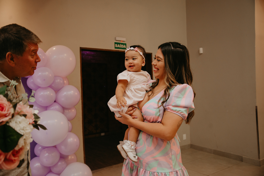 franciele duailibi fotografia; fotografia de festa infantil; festa infantil campo grande; campo grande; fotografia; decoração clean ; buffet infantil campo grande; fotografa de criança; fotos de aniversario; buffet infantil casa da dinda, campo grande 