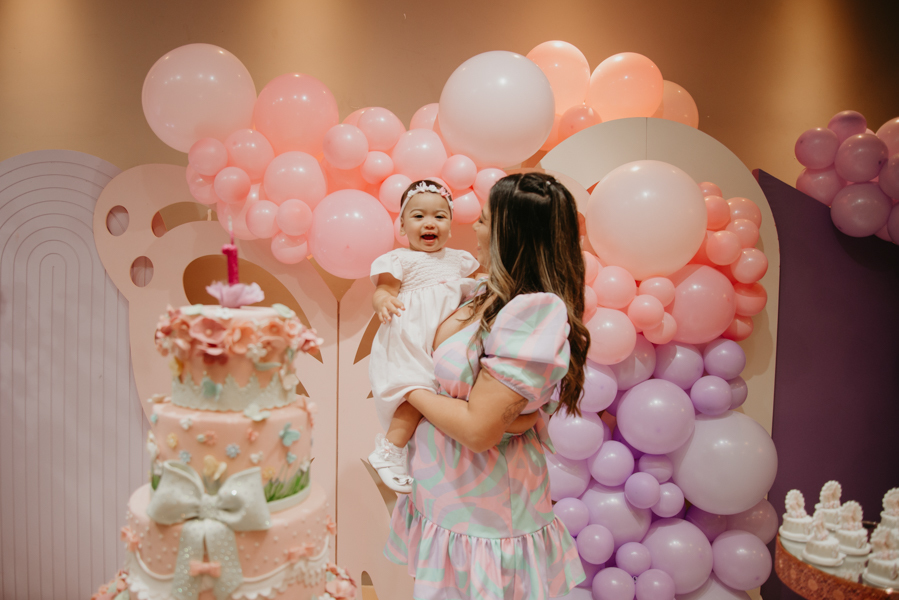 franciele duailibi fotografia; fotografia de festa infantil; festa infantil campo grande; campo grande; fotografia; decoração clean ; buffet infantil campo grande; fotografa de criança; fotos de aniversario; buffet infantil casa da dinda, campo grande 