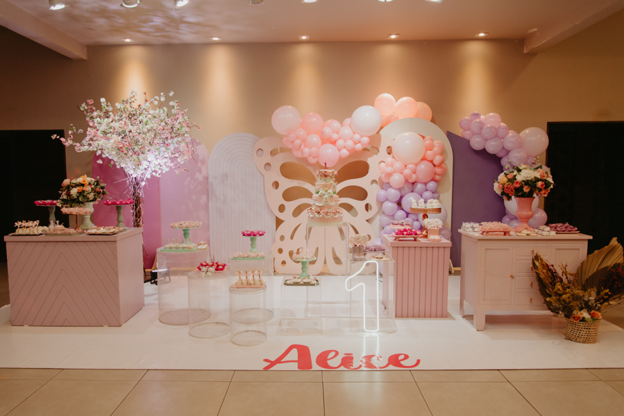 franciele duailibi fotografia; fotografia de festa infantil; festa infantil campo grande; campo grande; fotografia; decoração clean ; buffet infantil campo grande; fotografa de criança; fotos de aniversario; buffet infantil casa da dinda, campo grande 