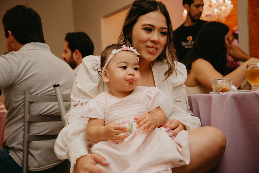 franciele duailibi fotografia; fotografia de festa infantil; festa infantil campo grande; campo grande; fotografia; decoração clean ; buffet infantil campo grande; fotografa de criança; fotos de aniversario; buffet infantil casa da dinda, campo grande 