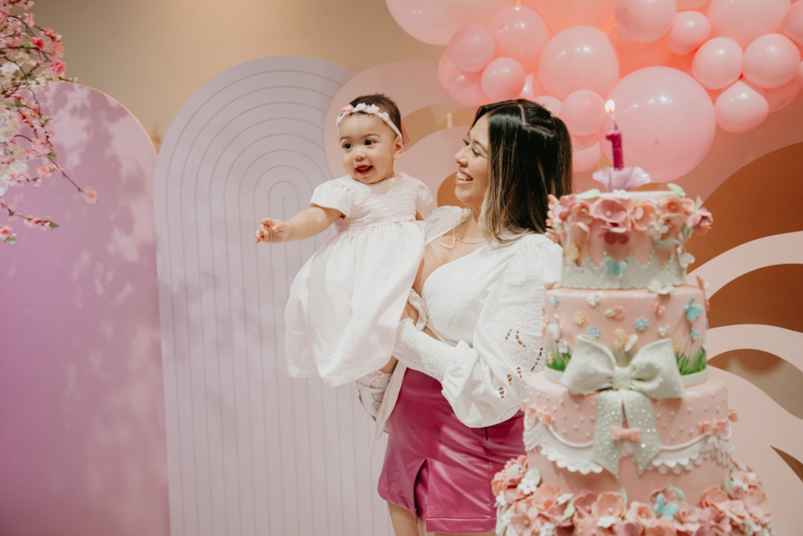 franciele duailibi fotografia; fotografia de festa infantil; festa infantil campo grande; campo grande; fotografia; decoração clean ; buffet infantil campo grande; fotografa de criança; fotos de aniversario; buffet infantil casa da dinda, campo grande 