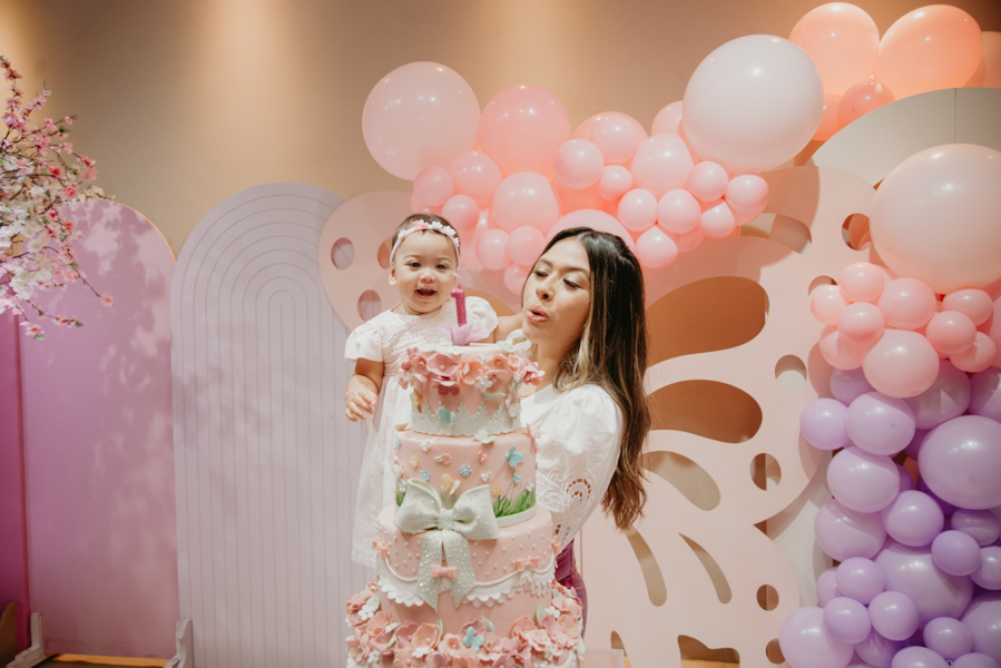 franciele duailibi fotografia; fotografia de festa infantil; festa infantil campo grande; campo grande; fotografia; decoração clean ; buffet infantil campo grande; fotografa de criança; fotos de aniversario; buffet infantil casa da dinda, campo grande 