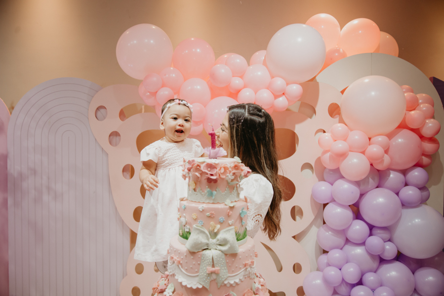 franciele duailibi fotografia; fotografia de festa infantil; festa infantil campo grande; campo grande; fotografia; decoração clean ; buffet infantil campo grande; fotografa de criança; fotos de aniversario; buffet infantil casa da dinda, campo grande 